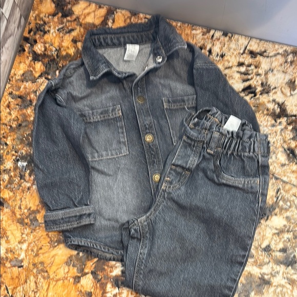 H&M Black Jean Jacket Classic Style - Picture 1 of 4